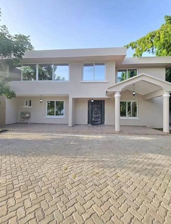 5 Bedrooms Furnished Villa for Rent in Kawe Beach, Dar Es Salaam