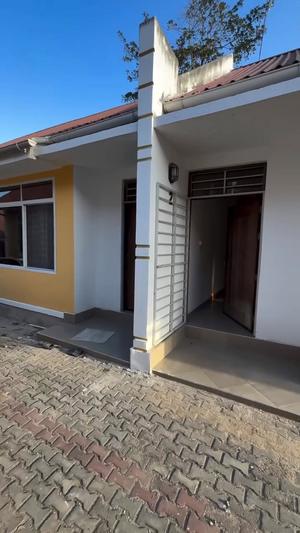 Apartment ya vyumba viwili inapangishwa Mbezi Beach Jogoo, Dar Es Salaam Apartment ya vyumba viwili inapangishwa Mbezi Beach Jogoo, Dar Es Salaam