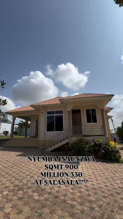 Nyumba ya vyumba vitatu inauzwa Salasala, Dar Es Salaam (900 sqm)