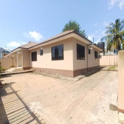 Nyumba ya vyumba vitatu inapangishwa Tabata Bonyokwa, Dar Es Salaam Nyumba ya vyumba vitatu inapangishwa Tabata Bonyokwa, Dar Es Salaam