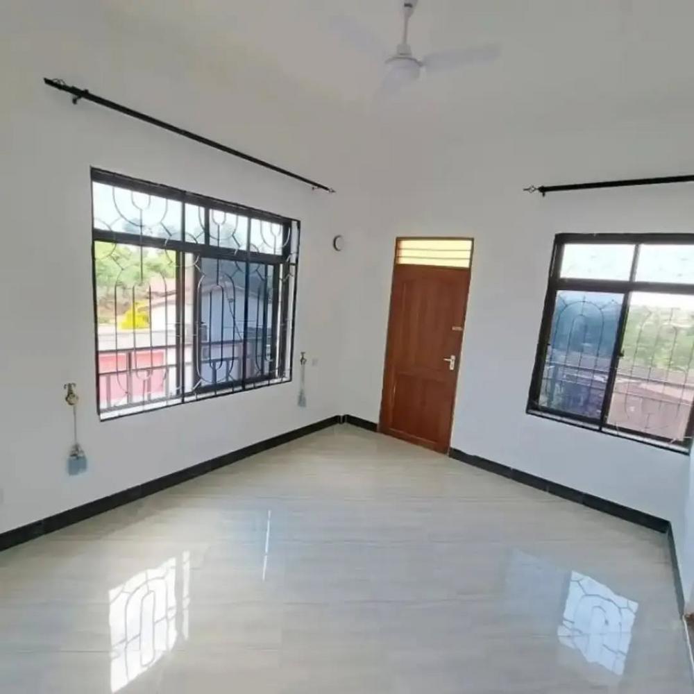 media -6 media -6