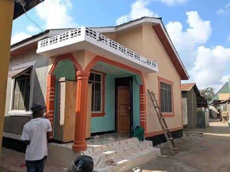 8 Bedrooms House for Sale in Mbagala Charambe Maji Matitu, Dar Es Salaam (400 sqm) 8 Bedrooms House for Sale in Mbagala Charambe Maji Matitu, Dar Es Salaam (400 sqm)