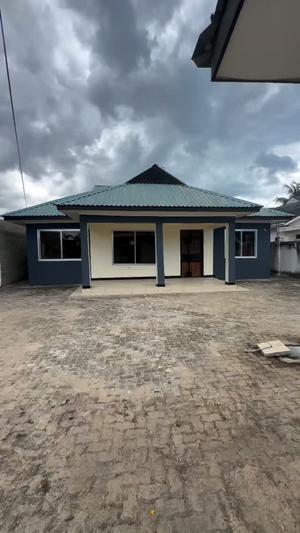 Nyumba ya vyumba vitatu inapangishwa Bahari Beach, Dar Es Salaam Nyumba ya vyumba vitatu inapangishwa Bahari Beach, Dar Es Salaam