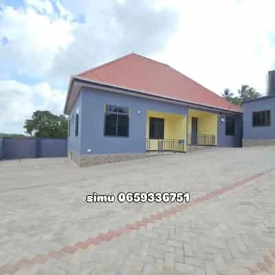 Nyumba ya vyumba vitatu inapangishwa Mbezi, Dar Es Salaam