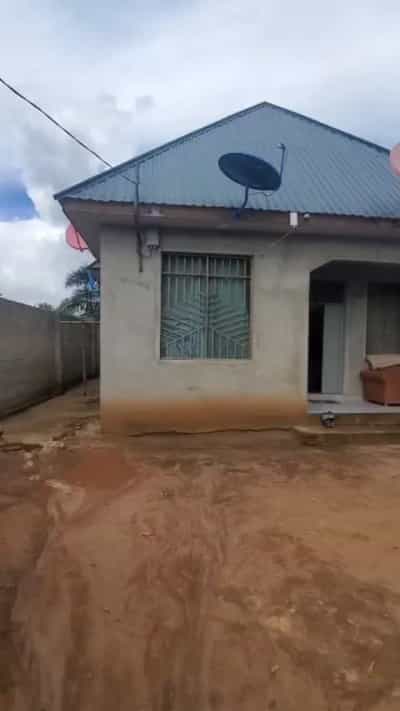 Nyumba ya vyumba vitatu inauzwa Chanika, Dar Es Salaam Nyumba ya vyumba vitatu inauzwa Chanika, Dar Es Salaam