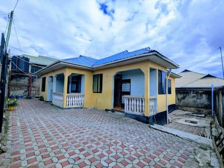 4 Bedrooms House for sale in Msuguri, Dar Es Salaam 4 Bedrooms House for sale in Msuguri, Dar Es Salaam
