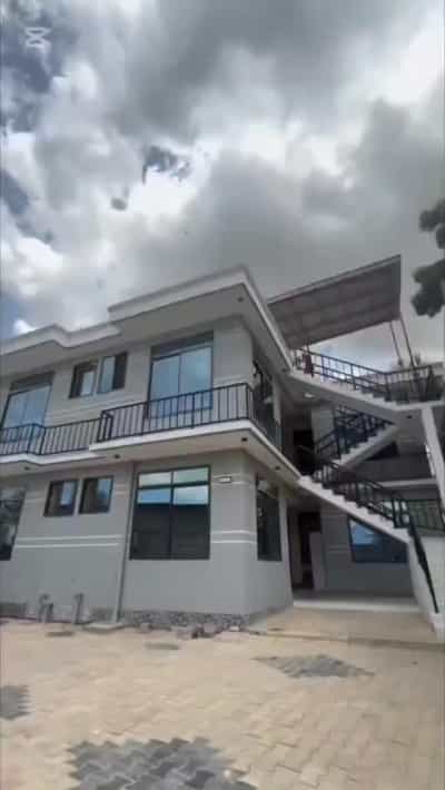 Nyumba/Apartment ya vyumba vinne inapangishwa Sinza, Dar Es Salaam