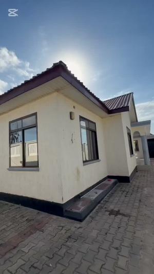 Nyumba ya vyumba vitatu inapangishwa Tegeta Kibo, Dar Es Salaam Nyumba ya vyumba vitatu inapangishwa Tegeta Kibo, Dar Es Salaam