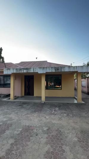 Nyumba ya vyumba vitatu inapangishwa Salasala, Dar Es Salaam Nyumba ya vyumba vitatu inapangishwa Salasala, Dar Es Salaam