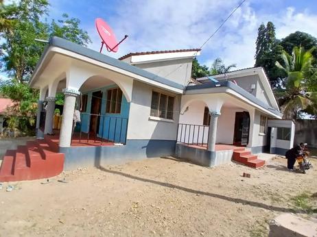 Nyumba ya vyumba viwili inapangishwa Kimara Temboni, Dar Es Salaam Nyumba ya vyumba viwili inapangishwa Kimara Temboni, Dar Es Salaam