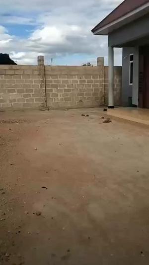 Nyumba ya vyumba viwili inauzwa Ihumwa, Dodoma (600 sqm)