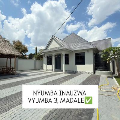 Nyumba ya vyumba vitatu inauzwa Madale Shule, Dar Es Salaam (400 sqm)