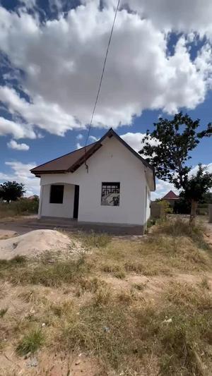 Nyumba ya vyumba vitatu inauzwa Nzuguni B, Dodoma (400 sqm)