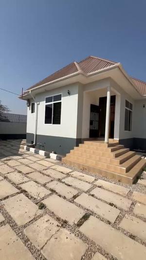 Nyumba ya chumba kimoja inapangishwa Nzuguni, Dodoma Nyumba ya chumba kimoja inapangishwa Nzuguni, Dodoma