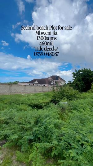 Beach Plot kinauzwa Mbweni JKT, Dar Es Salaam (1300 sqm) Beach Plot kinauzwa Mbweni JKT, Dar Es Salaam (1300 sqm)