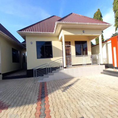 2 Bedrooms House/Apartment for Rent in Nyasaka, Mwanza