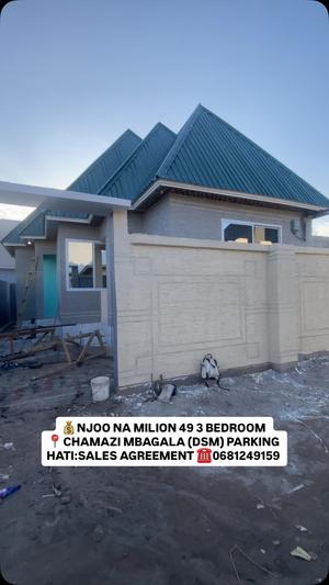 Nyumba ya vyumba vitatu inauzwa Chamazi Mbagala, Dar Es Salaam Nyumba ya vyumba vitatu inauzwa Chamazi Mbagala, Dar Es Salaam