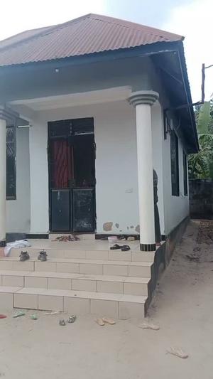 3 Bedrooms House for Sale in Chanika Nyeburu, Dar Es Salaam (500 sqm)