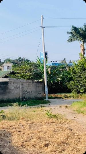 Kiwanja kinauzwa Bunju Mianzini, Dar Es Salaam (800 sqm) Kiwanja kinauzwa Bunju Mianzini, Dar Es Salaam (800 sqm)