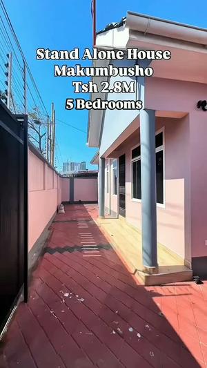 Nyumba ya vyumba vitano inapangishwa Makumbusho, Dar Es Salaam Nyumba ya vyumba vitano inapangishwa Makumbusho, Dar Es Salaam