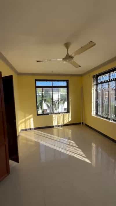 Nyumba ya vyumba vinne inapangishwa Mbezi Beach Makonde, Dar Es Salaam