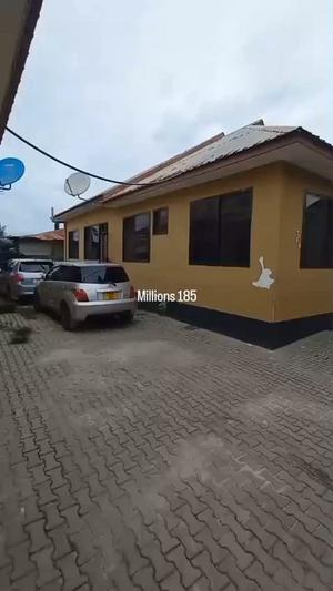Apartment ya vyumba vitatu inauzwa Kimara Mwisho, Dar Es Salaam (500 sqm)