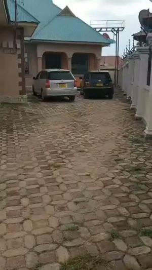 Nyumba inauzwa Ilazo, Dodoma (550 sqm) Nyumba inauzwa Ilazo, Dodoma (550 sqm)