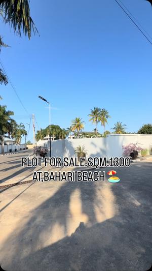 Residential Plot for Sale in Baharibeach, Dar Es Salaam (1300 sqm)