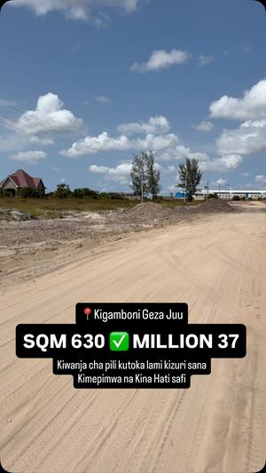 Kiwanja kinauzwa Kigamboni, Dar Es Salaam (630 sqm) Kiwanja kinauzwa Kigamboni, Dar Es Salaam (630 sqm)