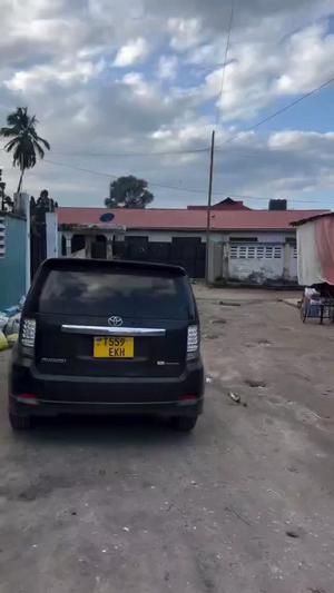 Kiwanja kinauzwa Kijitonyama, Dar Es Salaam (410 sqm) Kiwanja kinauzwa Kijitonyama, Dar Es Salaam (410 sqm)