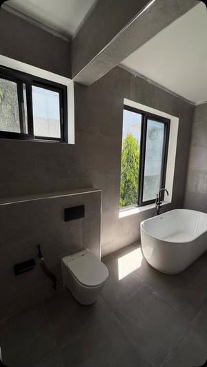 Villa ya vyumba vitano inapangishwa Masaki, Dar Es Salaam Villa ya vyumba vitano inapangishwa Masaki, Dar Es Salaam