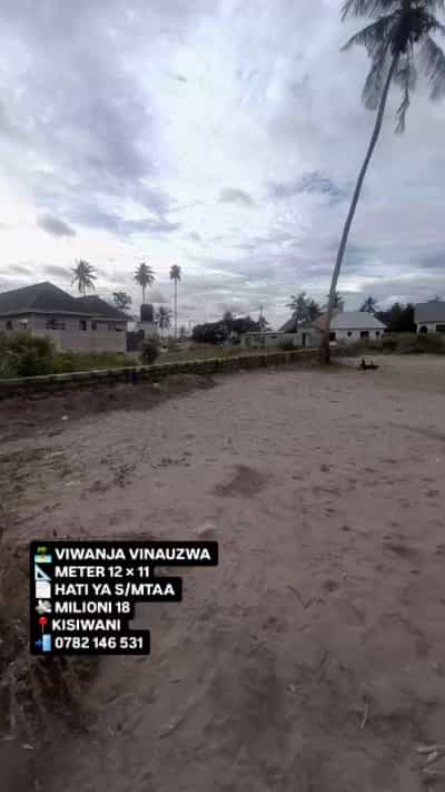 Kiwanja kinauzwa Kigamboni Kisiwani, Dar Es Salaam (132 sqm)