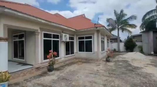Nyumba ya vyumba vinne inapangishwa Kivule Makonde, Dar Es Salaam