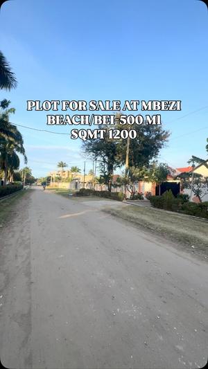 Kiwanja kinauzwa Mbezi Beach Rainbow, Dar Es Salaam (1200 sqm) Kiwanja kinauzwa Mbezi Beach Rainbow, Dar Es Salaam (1200 sqm)