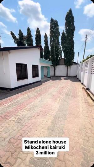 Nyumba ya vyumba vitatu inapangishwa Mikocheni Kairuki, Dar Es Salaam Nyumba ya vyumba vitatu inapangishwa Mikocheni Kairuki, Dar Es Salaam
