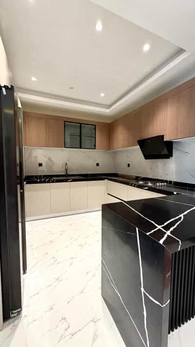 Nyumba/Apartment ya vyumba vitatu inauzwa Masaki, Dar Es Salaam