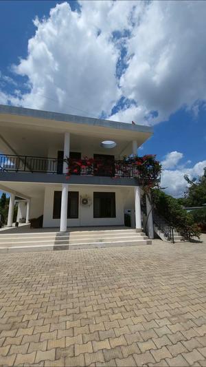 Apartment ya vyumba vitatu inapangishwa Bahari Beach, Dar Es Salaam