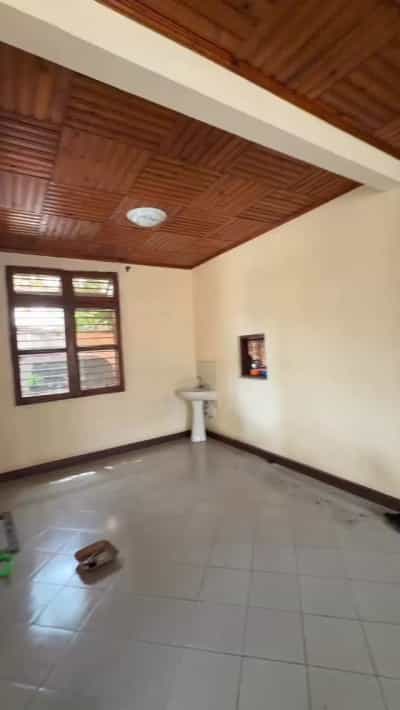 Nyumba ya vyumba vinne inapangishwa Makumbusho, Dar Es Salaam