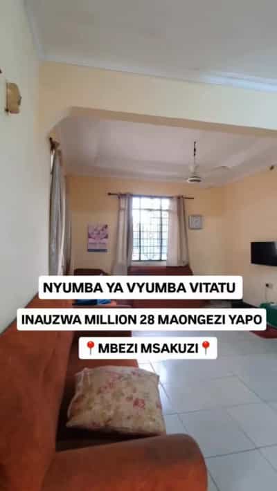 Nyumba ya vyumba vitatu inauzwa Makabe Msakuzi, Dar Es Salaam (400 sqm)