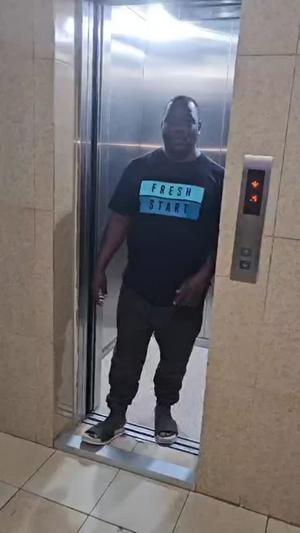 Apartment ya vyumba vinne inauzwa Posta Mnazi Mmoja, Dar Es Salaam