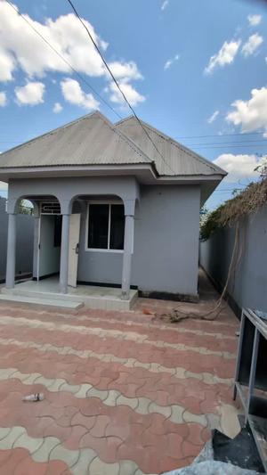 1 Bedroom House for Rent in Mkolani, Mwanza