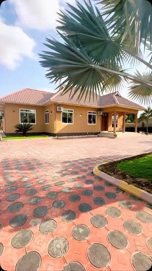 4 Bedrooms House for Rent in Mbweni Malindi, Dar Es Salaam 4 Bedrooms House for Rent in Mbweni Malindi, Dar Es Salaam
