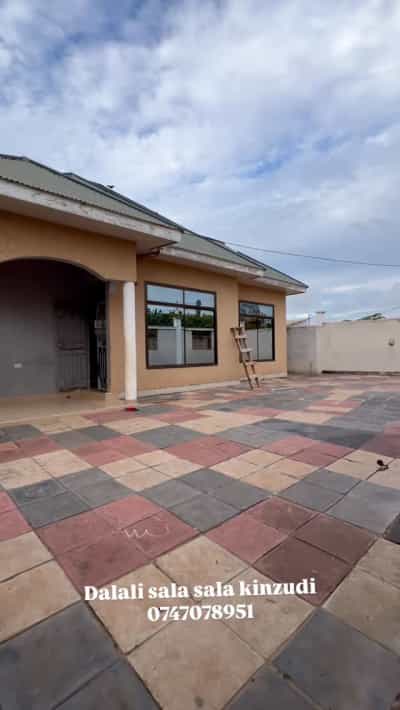 Nyumba ya vyumba vitatu inapangishwa Sala Sala Juu, Dar Es Salaam