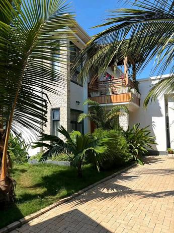 Nyumba (Furnished) ya vyumba vitatu inapangishwa Shakani, Zanzibar Nyumba (Furnished) ya vyumba vitatu inapangishwa Shakani, Zanzibar