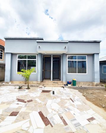 Nyumba/Apartment ya vyumba viwili inapangishwa Tabata Kinyerezi Msikitin, Dar Es Salaam Nyumba/Apartment ya vyumba viwili inapangishwa Tabata Kinyerezi Msikitin, Dar Es Salaam