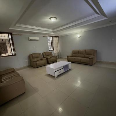 Nyumba/Apartment (Furnished) ya vyumba vitatu inapangishwa Mikocheni, Dar Es Salaam