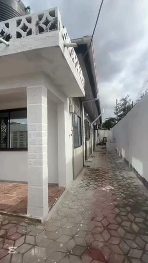 Nyumba ya vyumba vitatu inapangishwa Kijitonyama, Dar Es Salaam Nyumba ya vyumba vitatu inapangishwa Kijitonyama, Dar Es Salaam