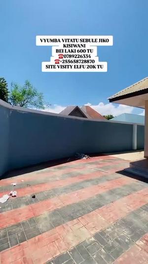 Nyumba ya vyumba vitatu inapangishwa Kisiwani