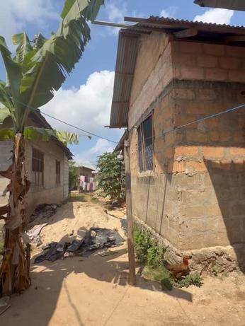 Nyumba ya vyumba vitatu inauzwa Fuoni Mambo Sasa Mnarani, Zanzibar - Unguja South (1750 sqm) Nyumba ya vyumba vitatu inauzwa Fuoni Mambo Sasa Mnarani, Zanzibar - Unguja South (1750 sqm)