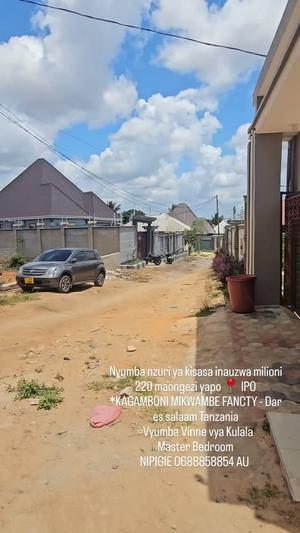 4 Bedrooms House for Sale in Kigamboni Mikwambe Fdcty, Dar Es Salaam (700 sqm)